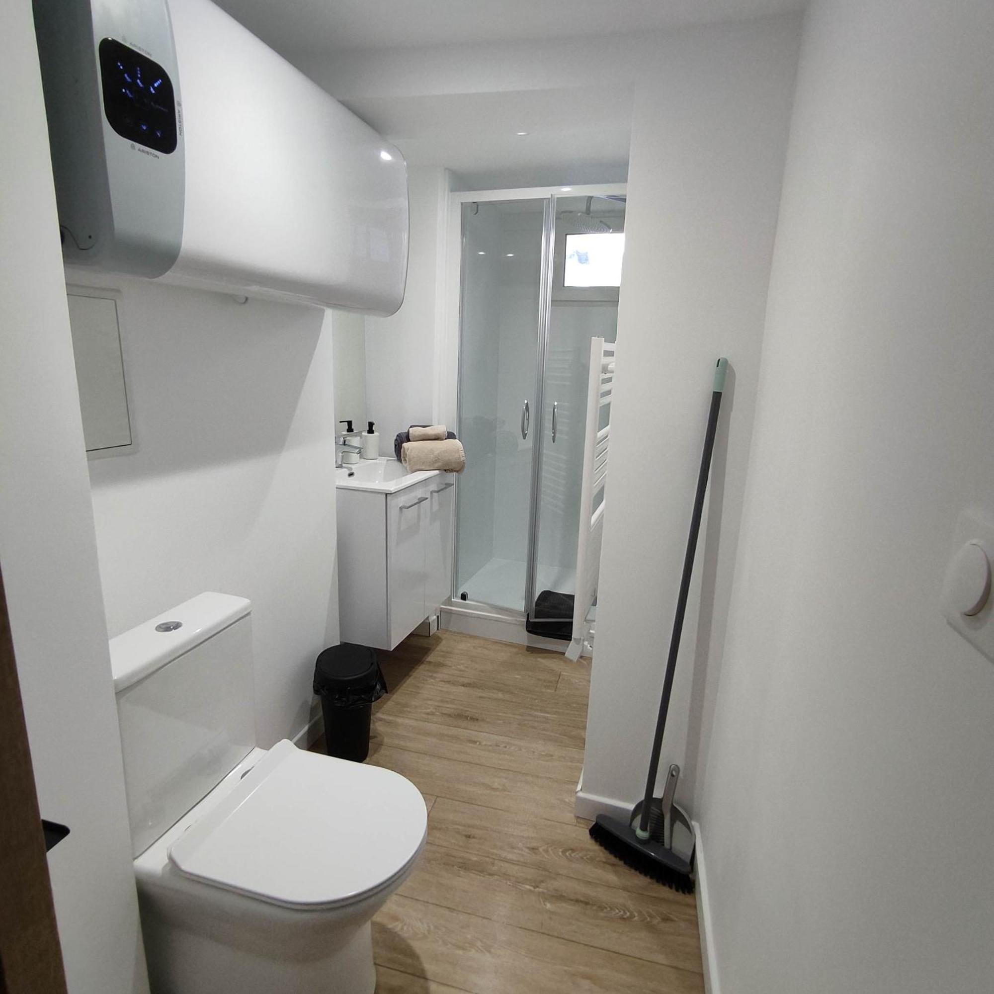 Apartmán A 10 Min De Rouen - Le Rollon Deville-les-Rouen Exteriér fotografie