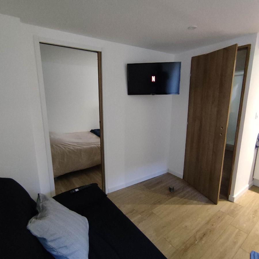 Apartmán A 10 Min De Rouen - Le Rollon Deville-les-Rouen Exteriér fotografie